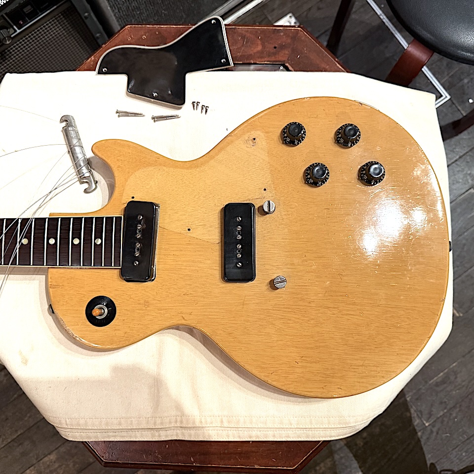 1957GS002